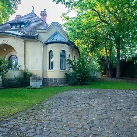 Magyaros-szecesszios * Budapest