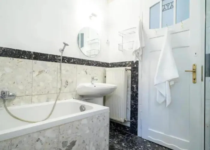 Magyaros-szecesszios Appartement