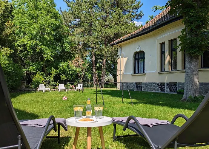 Magyaros-szecesszios Appartement Budapest